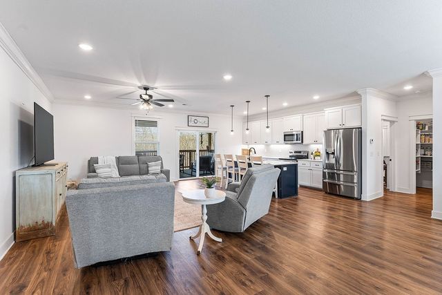 20 Kirkconnel Lane, Bella Vista, AR 72715