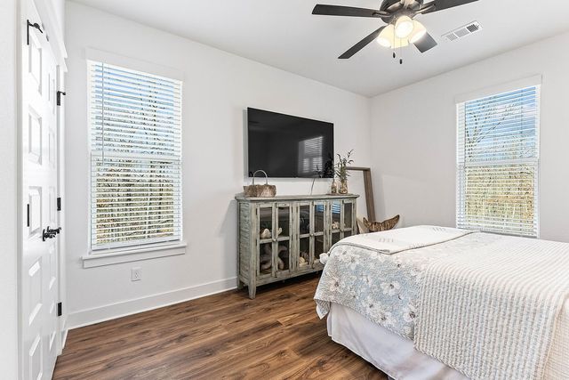 20 Kirkconnel Lane, Bella Vista, AR 72715