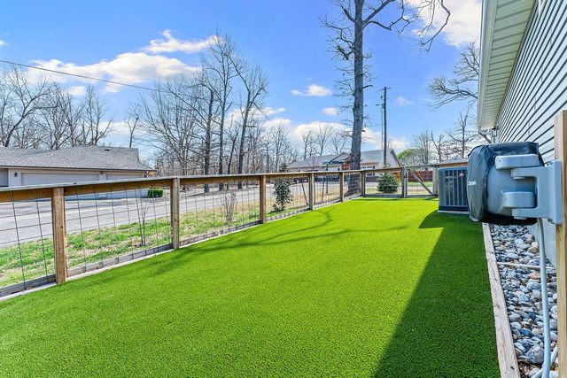 20 Kirkconnel Lane, Bella Vista, AR 72715