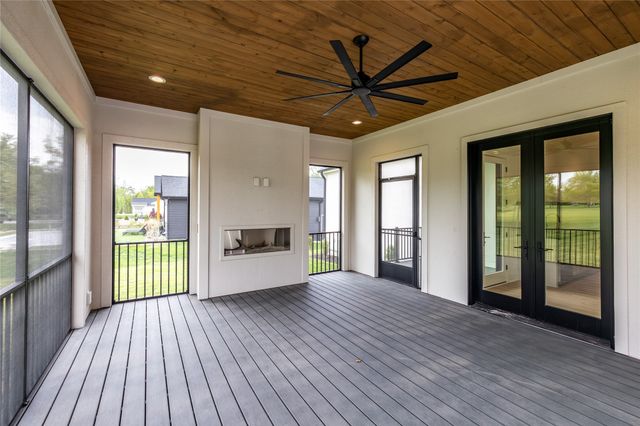108 Iron Drive, Huxley, IA 50124