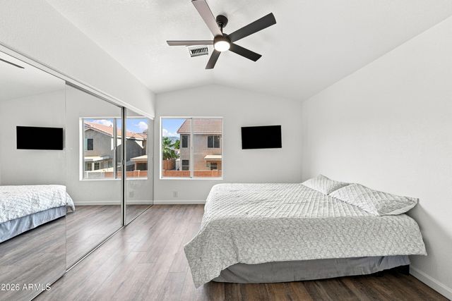 2914 E WINDSONG Drive, Phoenix, AZ 85048