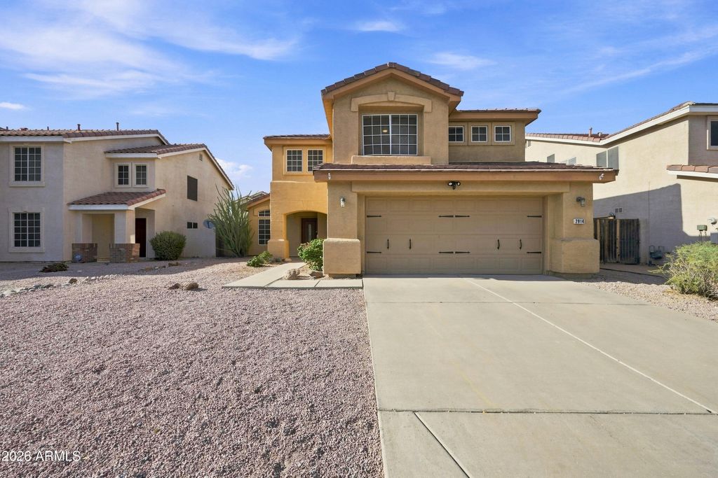 2914 E WINDSONG Drive, Phoenix, AZ 85048