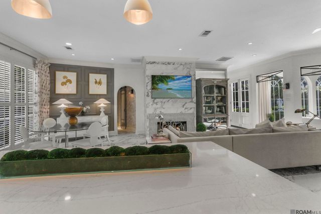 19229 Troon Ct, Baton Rouge, LA 70810