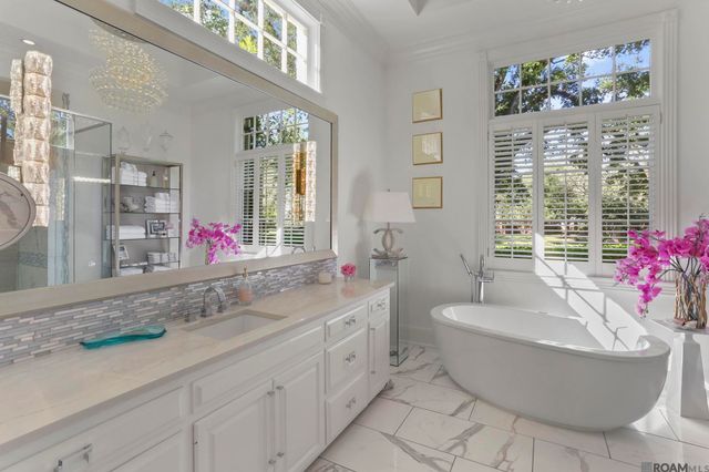 19229 Troon Ct, Baton Rouge, LA 70810