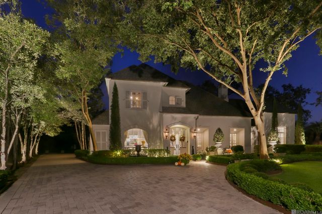 19229 Troon Ct, Baton Rouge, LA 70810