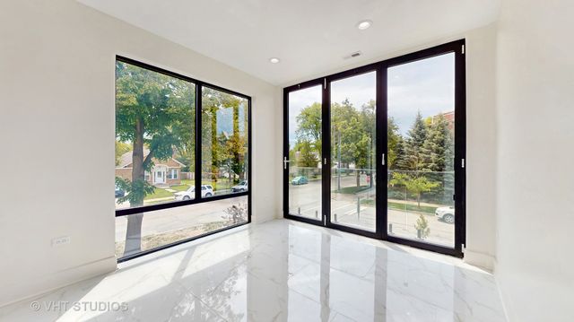 6338 Hennings Court, Morton Grove, IL 60053