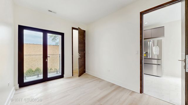 6338 Hennings Court, Morton Grove, IL 60053