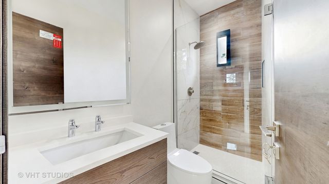 6338 Hennings Court, Morton Grove, IL 60053