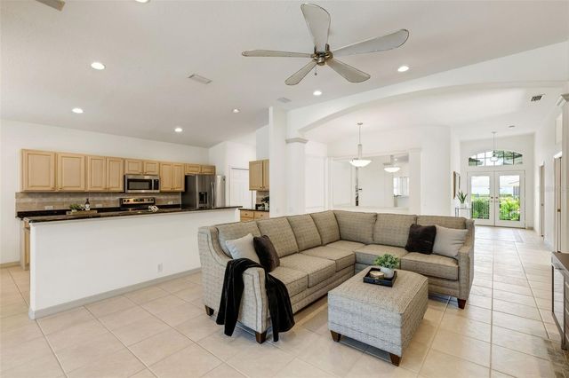 7310 DUNES COURT, Bradenton, FL 34202