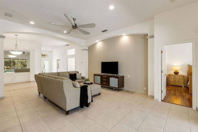 7310 DUNES COURT, Bradenton, FL 34202