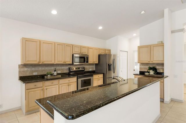 7310 DUNES COURT, Bradenton, FL 34202