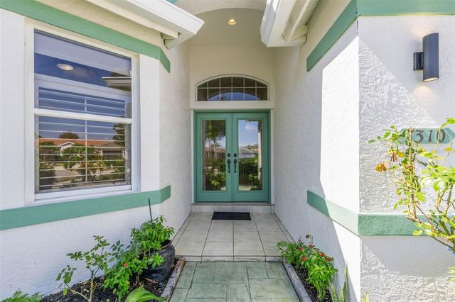 7310 DUNES COURT, Bradenton, FL 34202