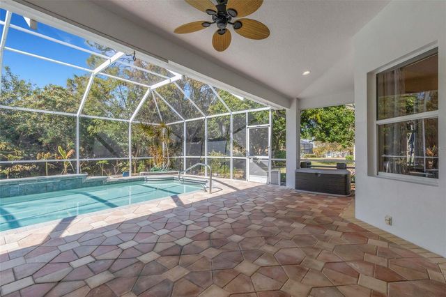 7310 DUNES COURT, Bradenton, FL 34202