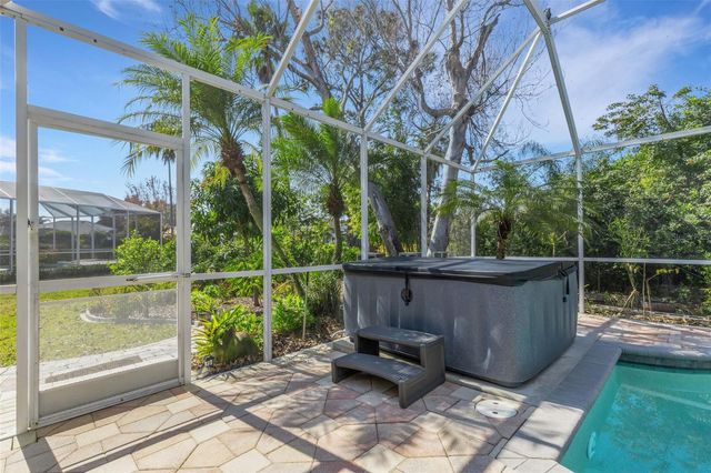 7310 DUNES COURT, Bradenton, FL 34202