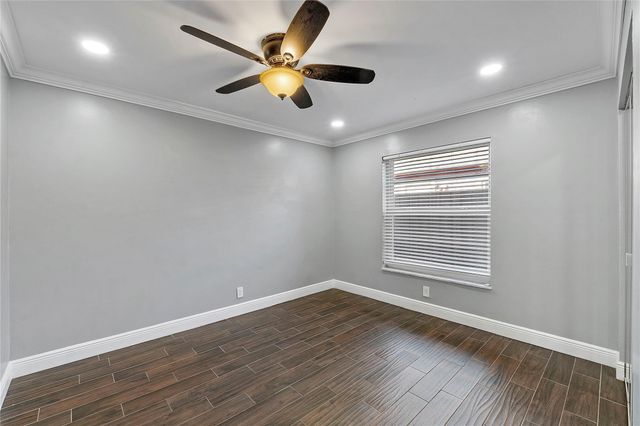 5820 NW 56th Place, Tamarac, FL 33319