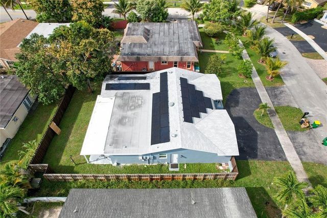 5820 NW 56th Place, Tamarac, FL 33319