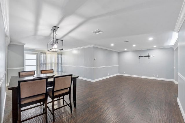 5820 NW 56th Place, Tamarac, FL 33319