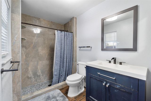 5820 NW 56th Place, Tamarac, FL 33319