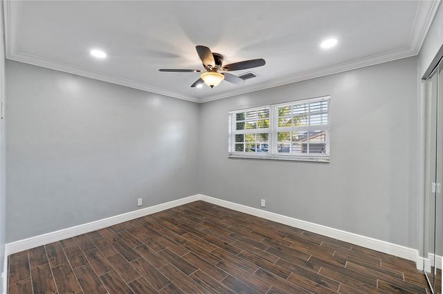 5820 NW 56th Place, Tamarac, FL 33319