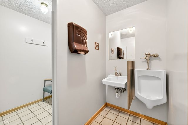 2123 Greasy Creek Road, Nashville, IN 47448