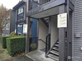 26221 116th Avenue SE #F104, Kent, WA 98030