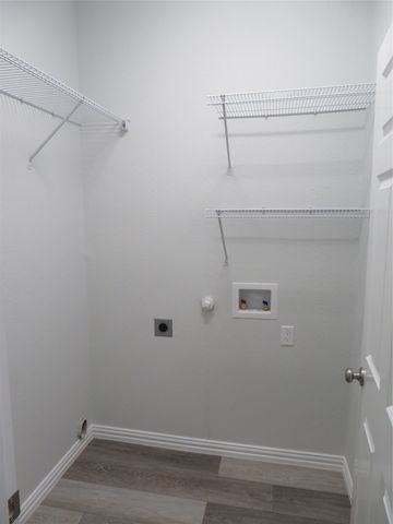 2709 Stratford Court, Euless, TX 76039