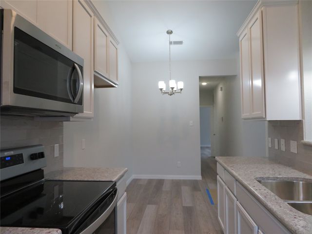 2709 Stratford Court, Euless, TX 76039