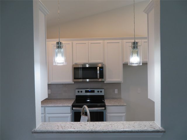 2709 Stratford Court, Euless, TX 76039