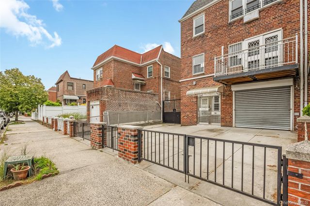 78-10 31st Avenue, East Elmhurst, NY 11370