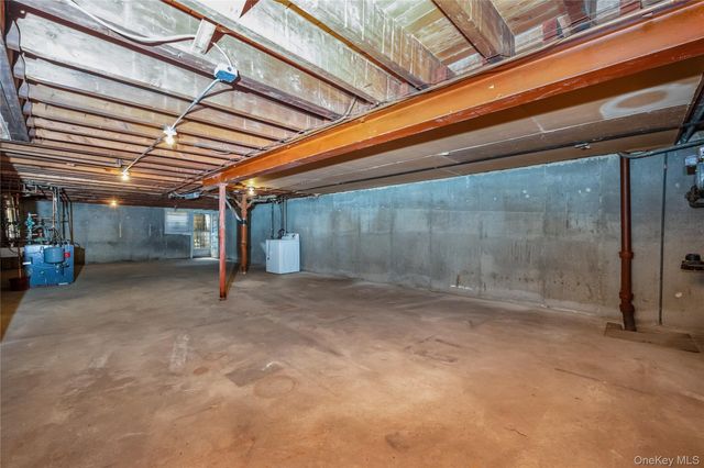 78-10 31st Avenue, East Elmhurst, NY 11370