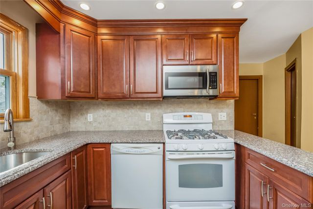 78-10 31st Avenue, East Elmhurst, NY 11370