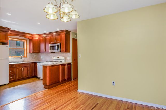 78-10 31st Avenue, East Elmhurst, NY 11370