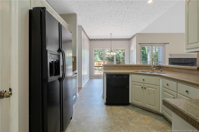 1231 Four Wood Drive, Fayetteville, NC 28312