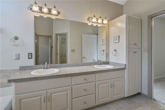 1231 Four Wood Drive, Fayetteville, NC 28312
