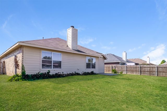 14048 Tanglebrush Trail, Haslet, TX 76052