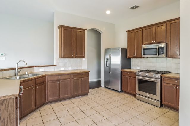 14048 Tanglebrush Trail, Haslet, TX 76052