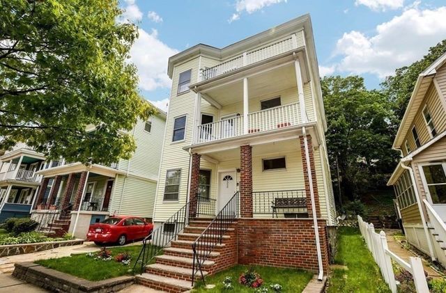 558 Washington St 1, Boston, MA 02135