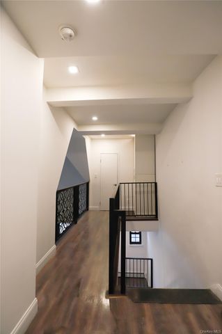 36-20 190TH Street, Flushing, NY 11358