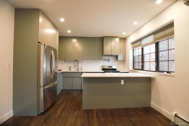 36-20 190TH Street, Flushing, NY 11358