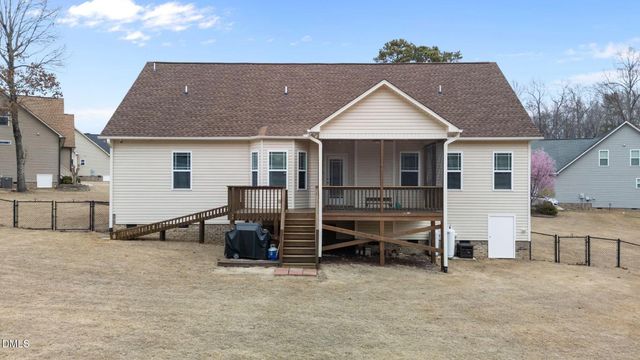 176 Hannah Drive, Clayton, NC 27520