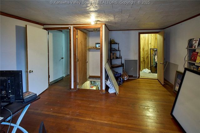 16298 Deepwater Mountain Road, Deep Water, WV 25057