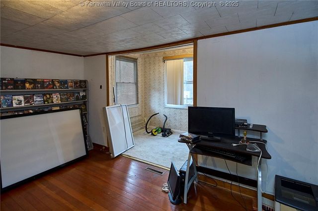 16298 Deepwater Mountain Road, Deep Water, WV 25057