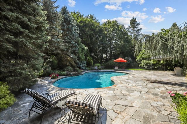 17 Wampus Lake Drive, Armonk, NY 10504