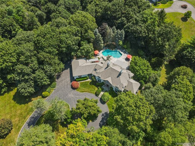 17 Wampus Lake Drive, Armonk, NY 10504