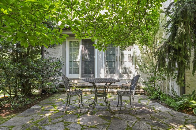 17 Wampus Lake Drive, Armonk, NY 10504