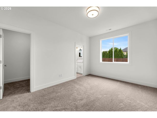 12307 Ne 107TH Way, Vancouver, WA 98682