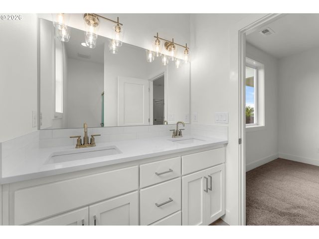 12307 Ne 107TH Way, Vancouver, WA 98682