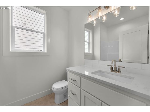 12307 Ne 107TH Way, Vancouver, WA 98682