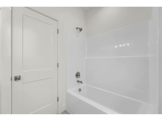 12307 Ne 107TH Way, Vancouver, WA 98682