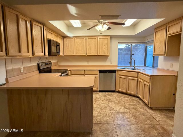 6509 W COCHISE Drive, Glendale, AZ 85302